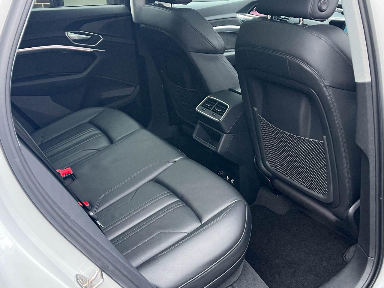 Audi E-tron 0.0 55 Launch Edition quattro SUV 95kWh Auto Estate Electric Glacier White Metallic