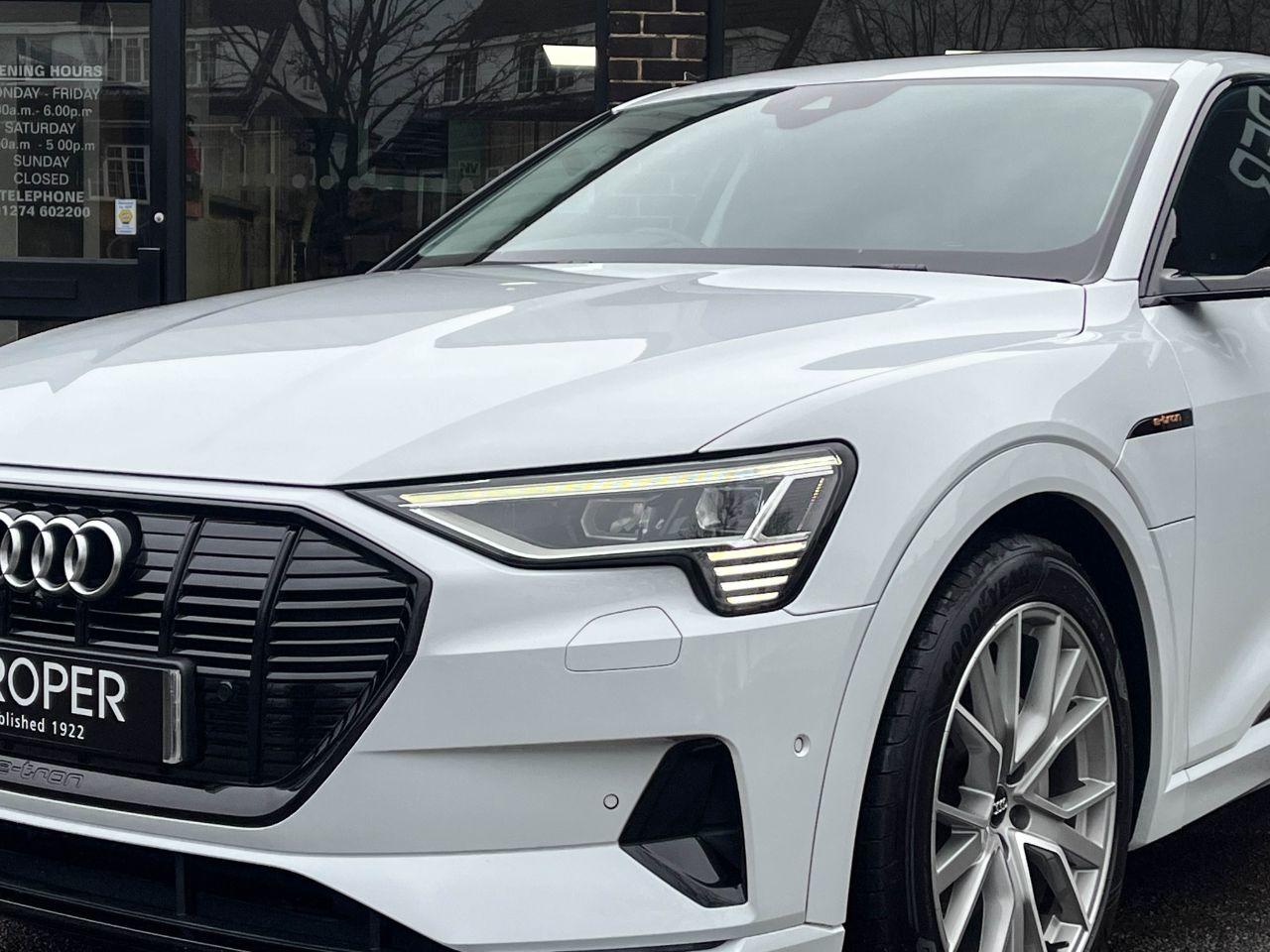 Audi E-tron 0.0 55 Launch Edition quattro SUV 95kWh Auto Estate Electric Glacier White Metallic