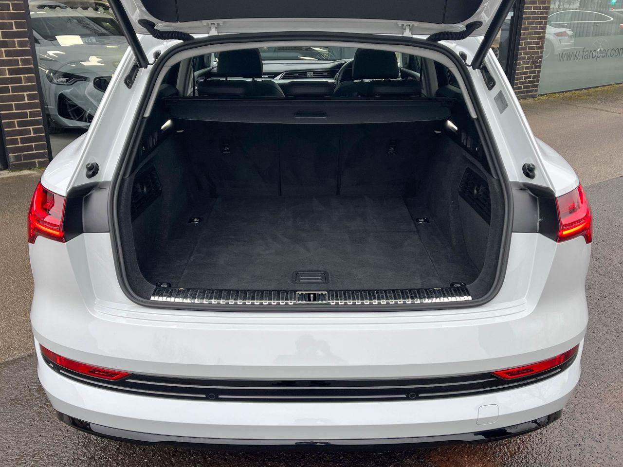 Audi E-tron 0.0 55 Launch Edition quattro SUV 95kWh Auto Estate Electric Glacier White Metallic