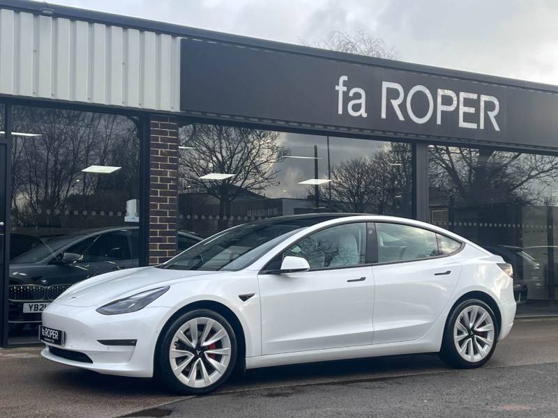 Tesla Model 3   Registered:2021(71)