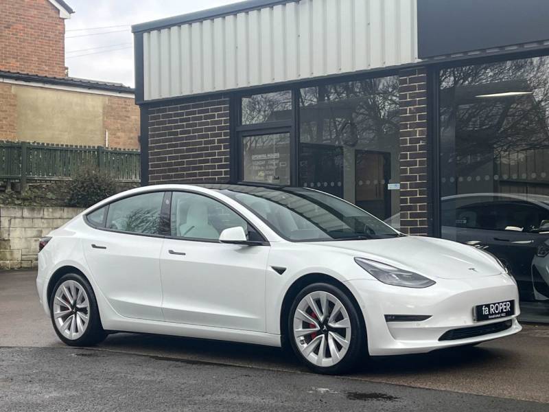 Tesla Model 3   Registered:2021(71)