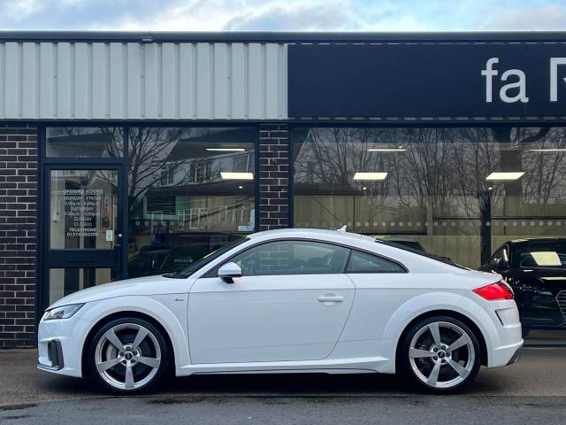 2023 Audi TT Coupe 2.0 TFSI 45 S Line quattro S tronic 245ps
