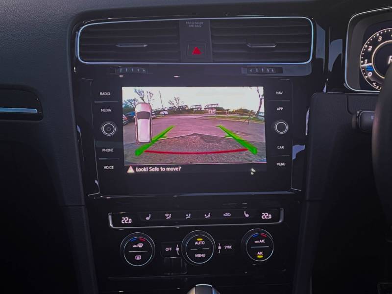 Volkswagen Golf   Registered:2020(20)