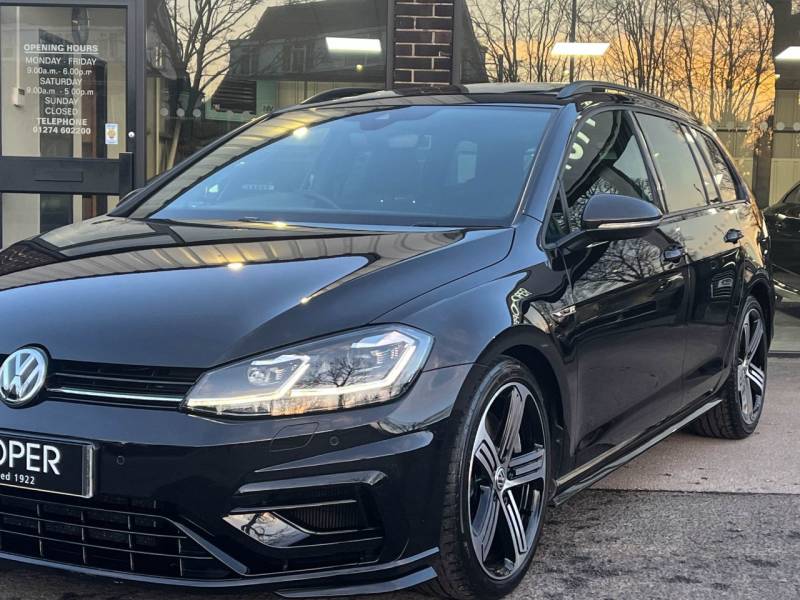 Volkswagen Golf   Registered:2020(20)