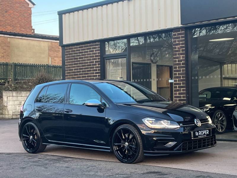 Volkswagen Golf   Registered:2020(70)