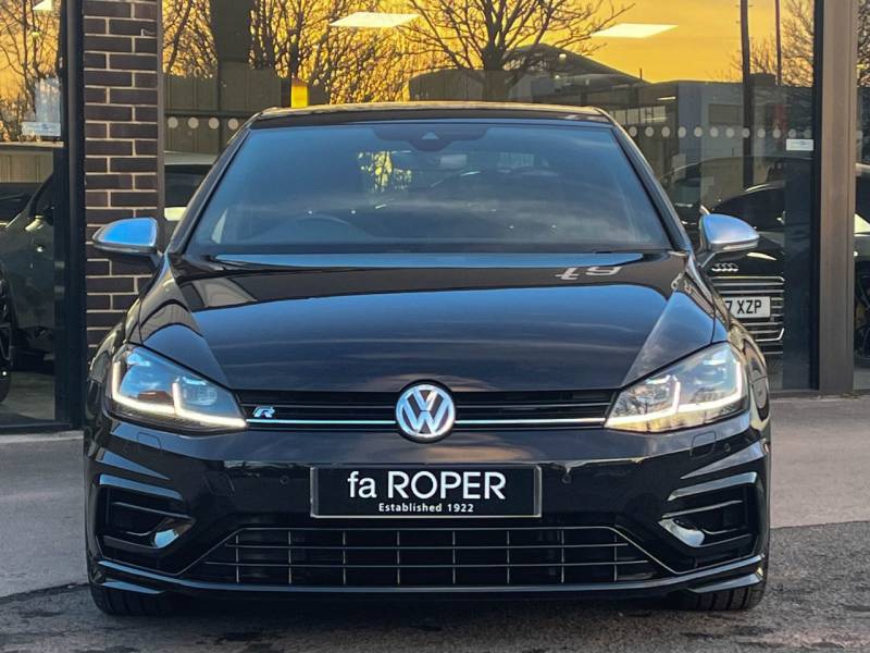 Volkswagen Golf   Registered:2020(70)