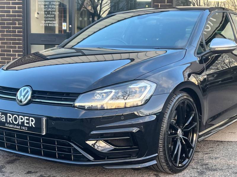 Volkswagen Golf   Registered:2020(70)