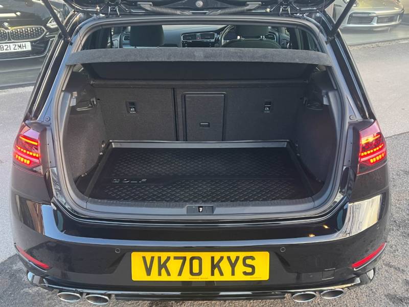 Volkswagen Golf   Registered:2020(70)