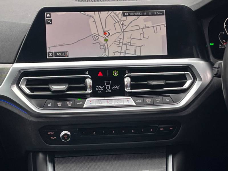 BMW 3 Series   Registered:2021(71)