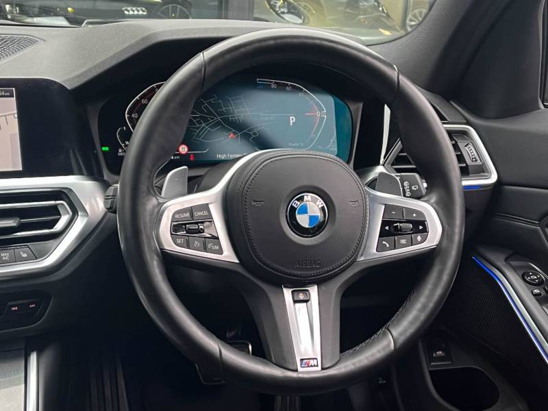 BMW 3 Series   Registered:2021(71)