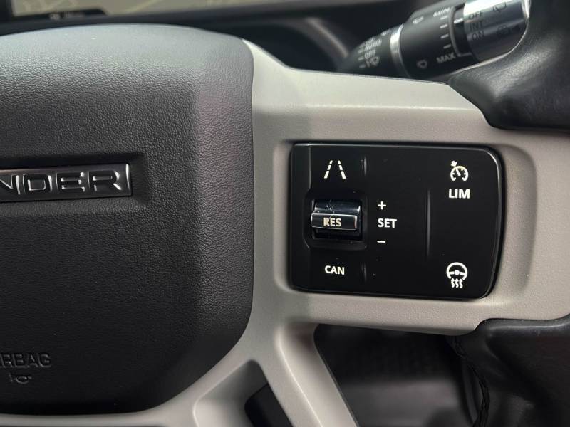 Land Rover Defender 90   Registered:2021(21)