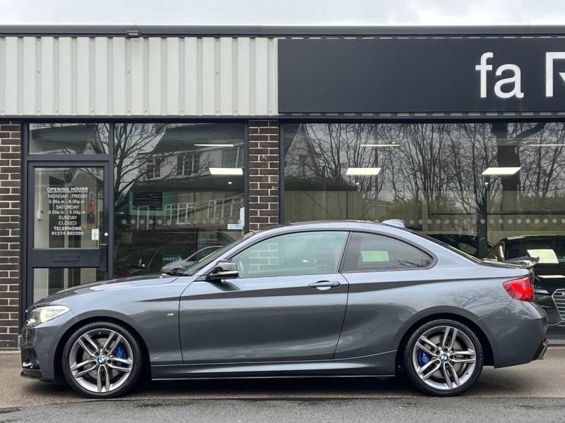 BMW 2 Series   Registered:2016(66)