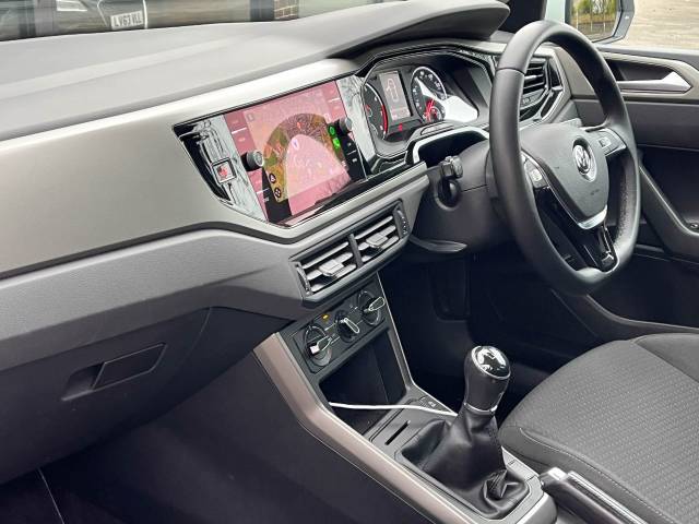 2018 Volkswagen Polo 1.0 TSI SE Manual 95ps