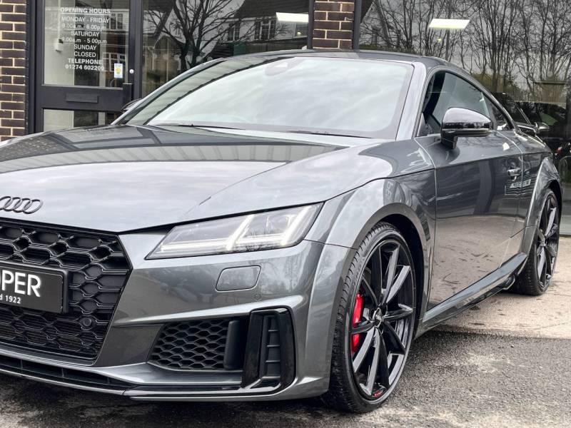 Audi TTS Coupe   Registered:2022(72)