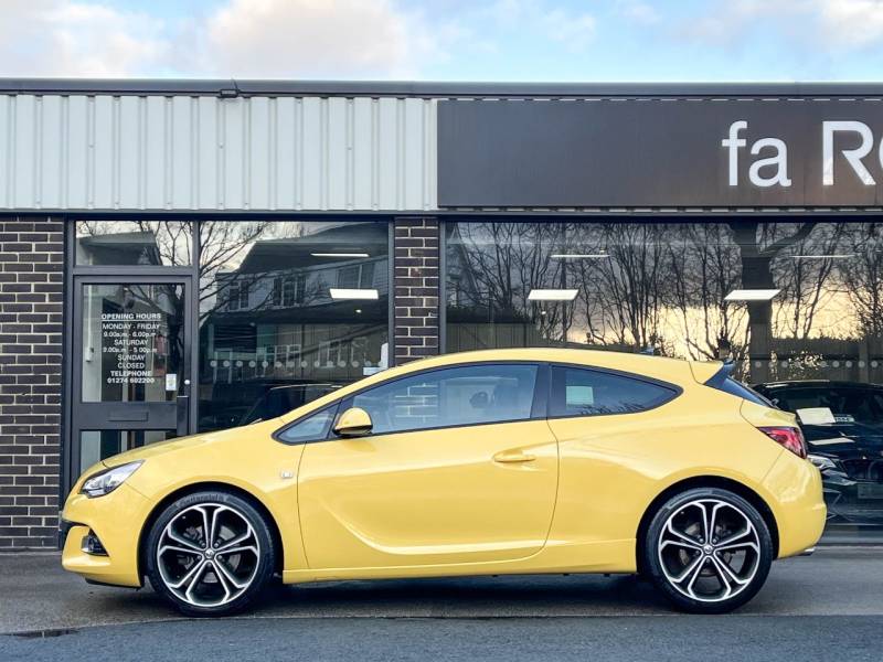 Vauxhall Astra GTC   Registered:2015(15)