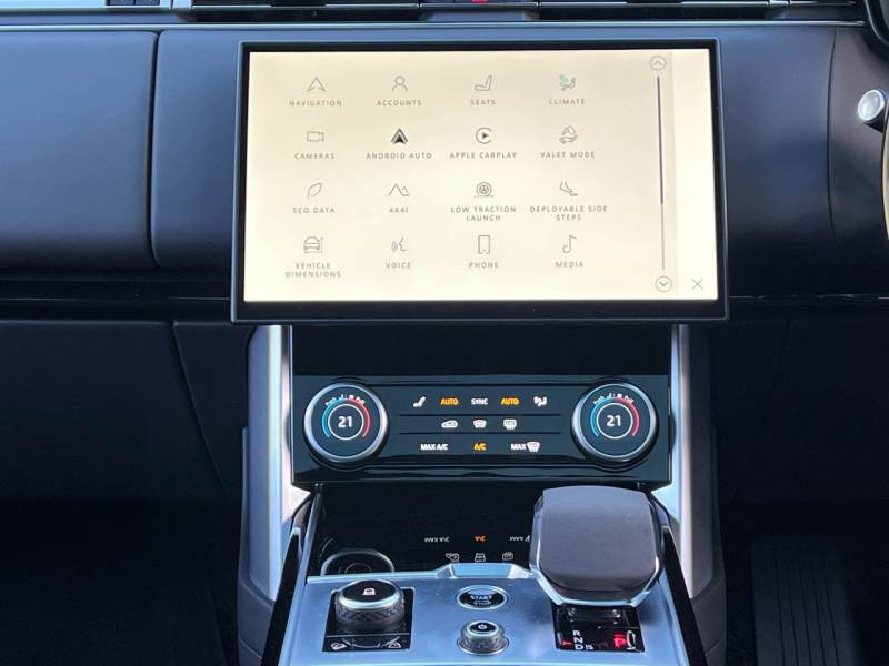 Land Rover Range Rover   Registered:2023(23)