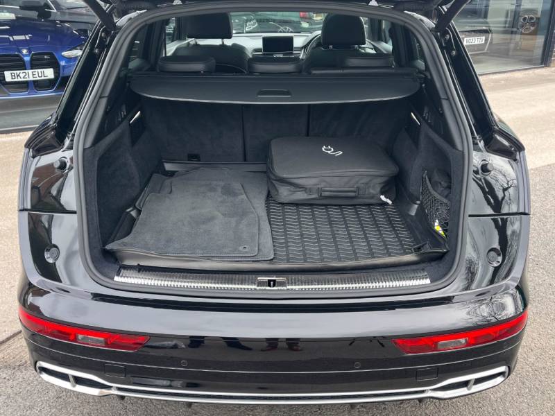 Audi Q5   Registered:2020(69)