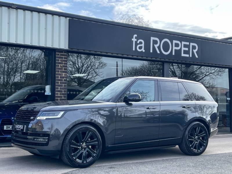 Land Rover Range Rover   Registered:2023(23)