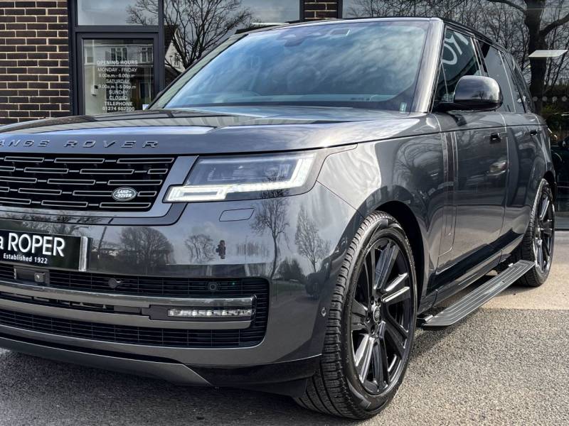 Land Rover Range Rover   Registered:2023(23)