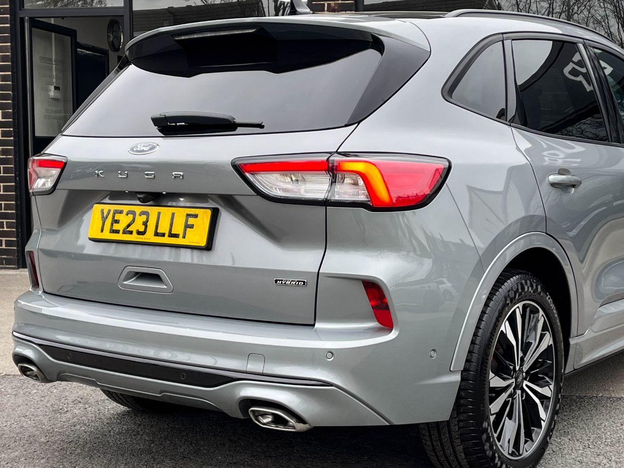 Ford Kuga 2.5 EcoBoost PHEV 14.4kWh ST Line X Auto 225ps Hatchback Petrol / Electric Hybrid Solar Silver Metallic