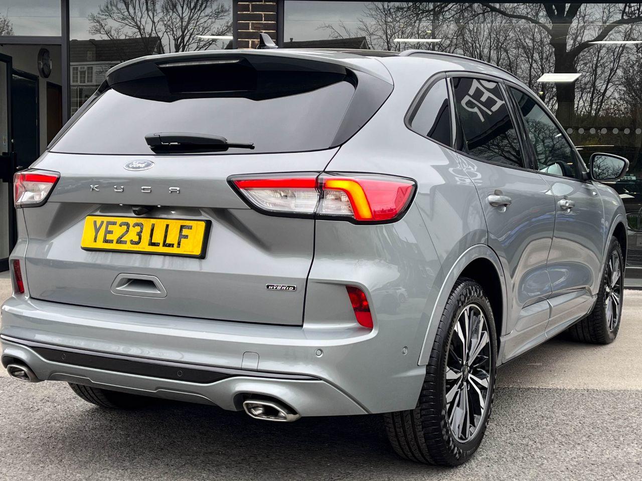 Ford Kuga 2.5 EcoBoost PHEV 14.4kWh ST Line X Auto 225ps Hatchback Petrol / Electric Hybrid Solar Silver Metallic