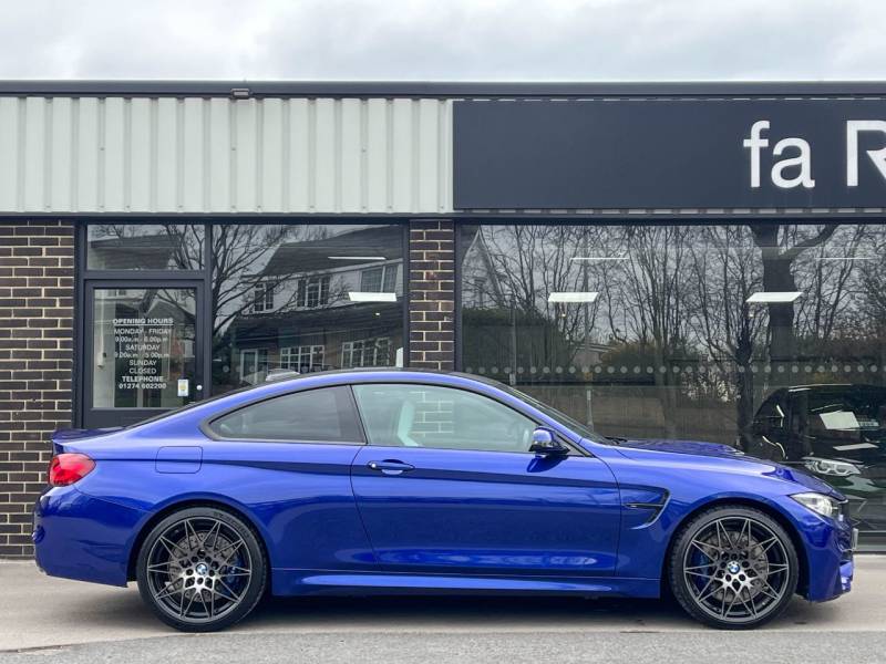 BMW M4   Registered:2020(20)