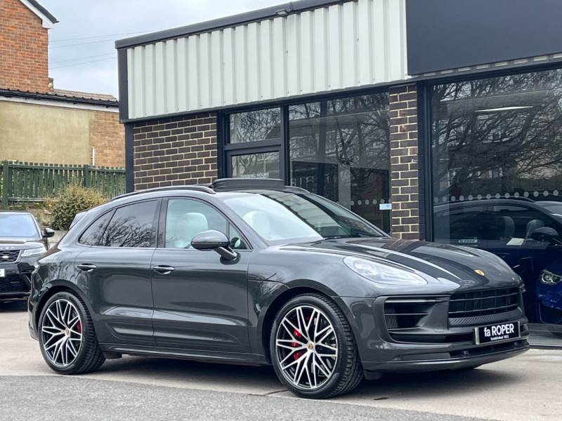 Porsche Macan   Registered:2023(23)