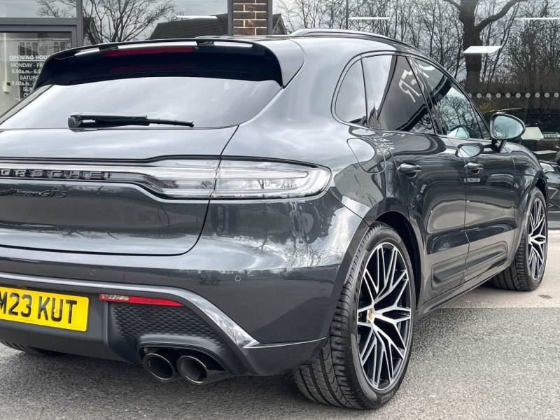 Porsche Macan   Registered:2023(23)