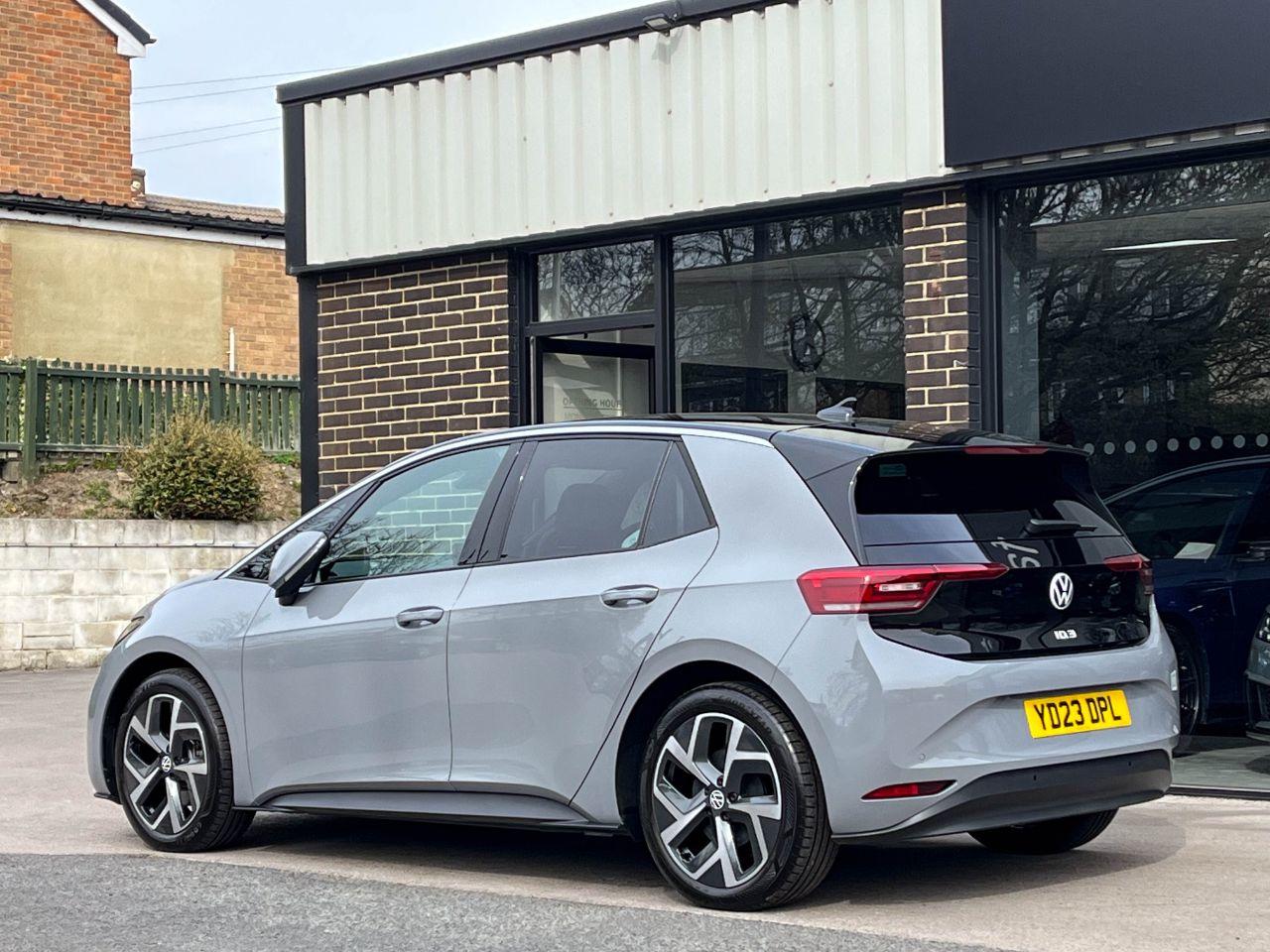 Volkswagen ID.3 0.0 150kW Pro Performance 58kWh Launch Edition 1 Auto 204ps Hatchback Electric Moonstone Grey