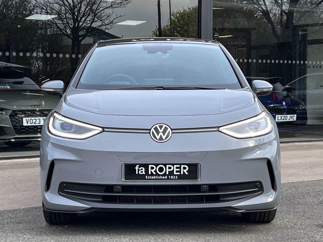 Volkswagen ID.3 0.0 150kW Pro Performance 58kWh Launch Edition 1 Auto 204ps Hatchback Electric Moonstone Grey