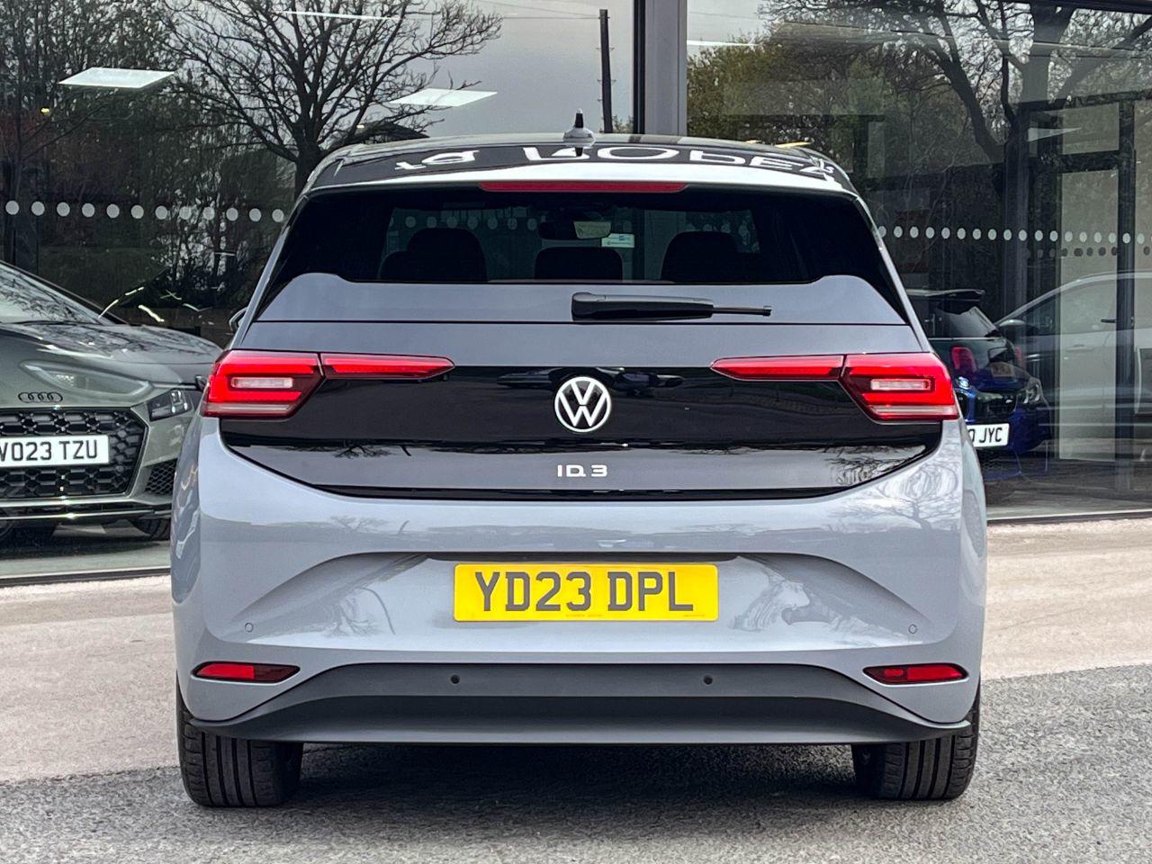 Volkswagen ID.3 0.0 150kW Pro Performance 58kWh Launch Edition 1 Auto 204ps Hatchback Electric Moonstone Grey