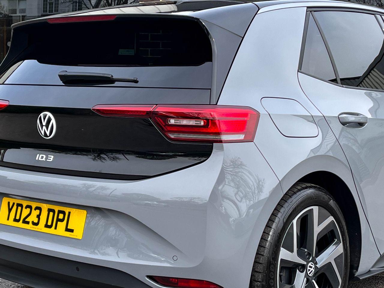 Volkswagen ID.3 0.0 150kW Pro Performance 58kWh Launch Edition 1 Auto 204ps Hatchback Electric Moonstone Grey