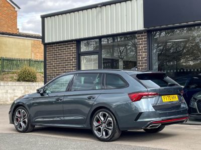 Skoda Octavia Estate 2.0 TSI vRS DSG Auto 245ps Estate Petrol Quartz Grey Metallic