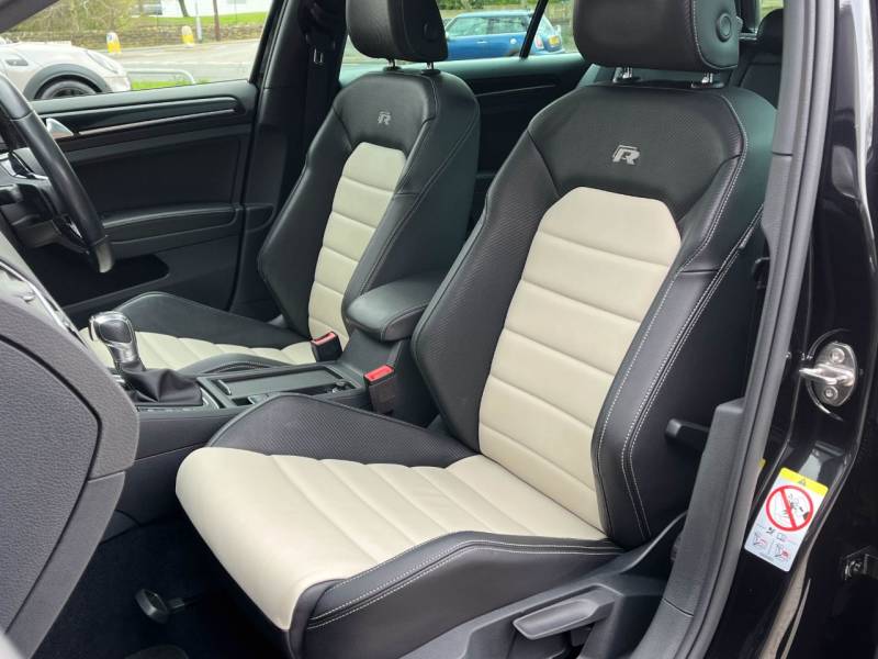 Volkswagen Golf   Registered:2018(18)