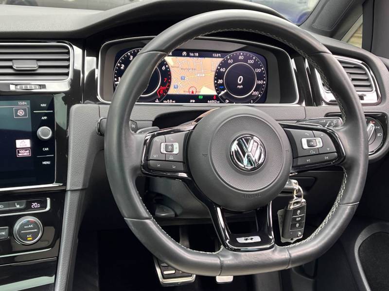 Volkswagen Golf   Registered:2018(18)