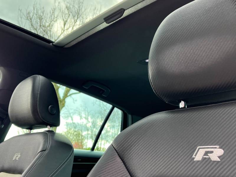 Volkswagen Golf   Registered:2018(18)