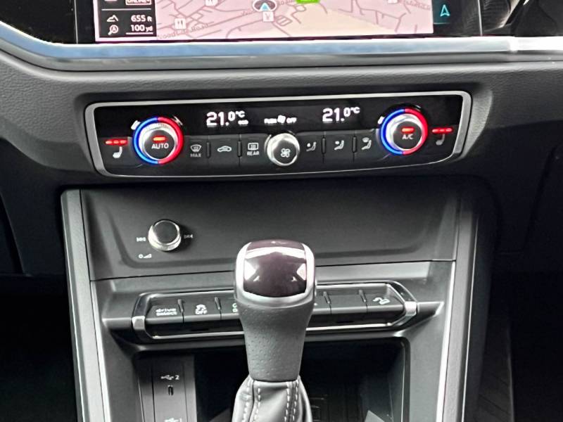 Audi Q3 Sportback   Registered:2023(73)