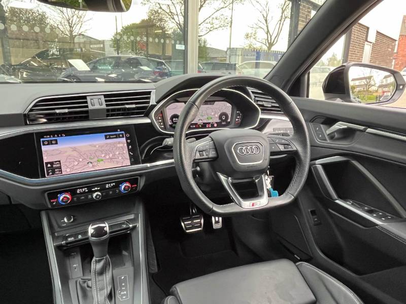 Audi Q3 Sportback   Registered:2023(73)