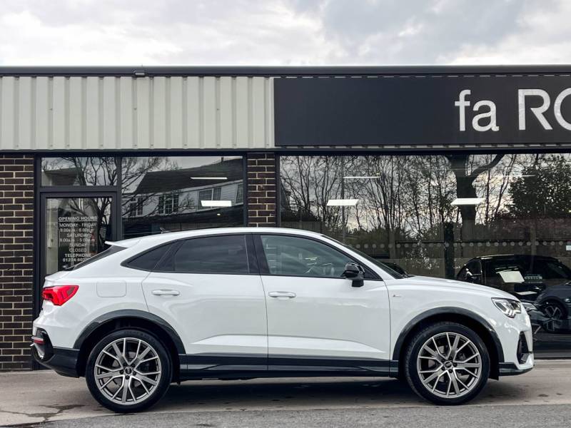 Audi Q3 Sportback   Registered:2023(73)