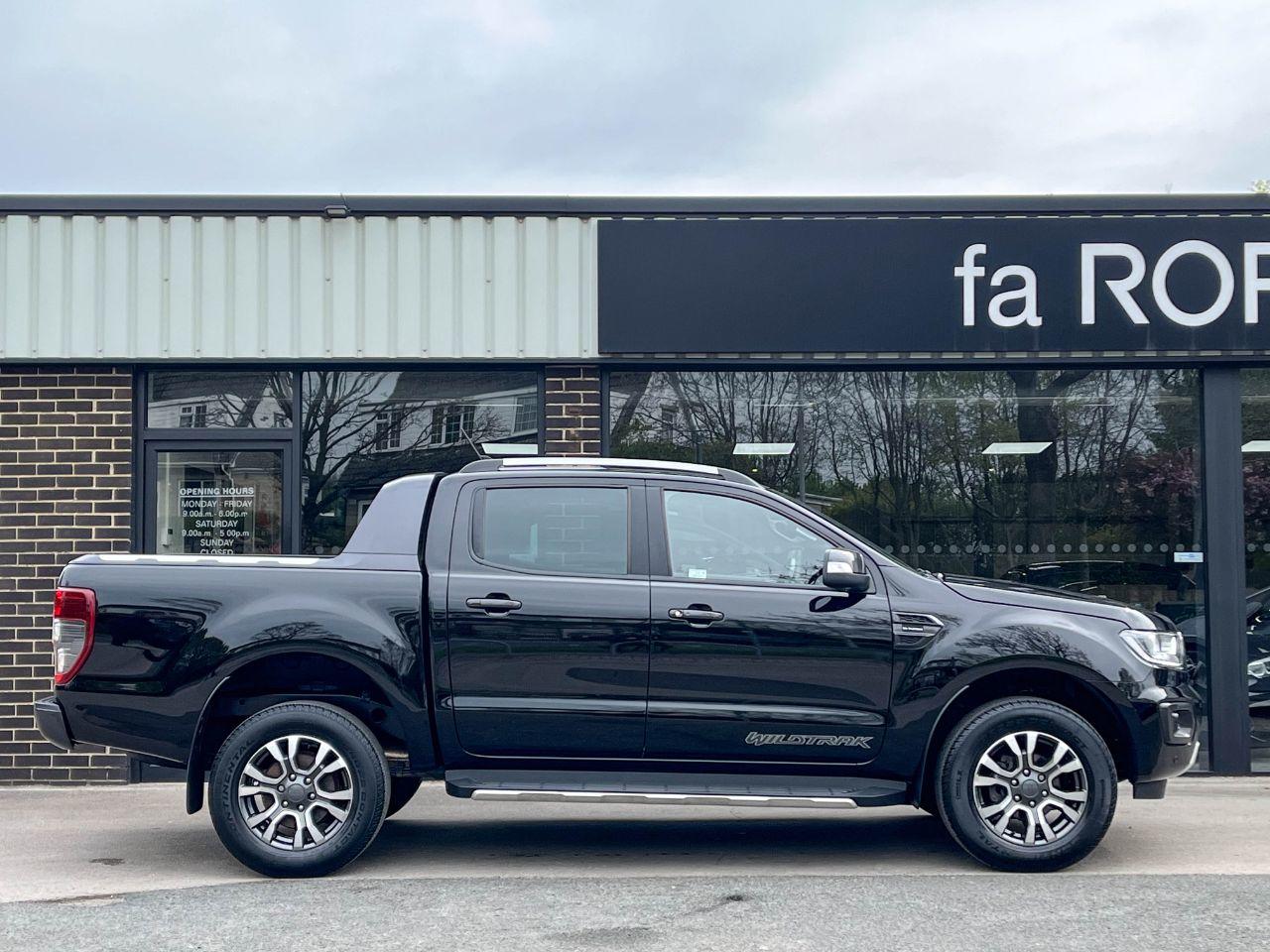 Ford Ranger Double Cab Pick Up Wildtrak 2.0 EcoBlue Auto 213ps Pick Up Diesel Agate Black Metallic