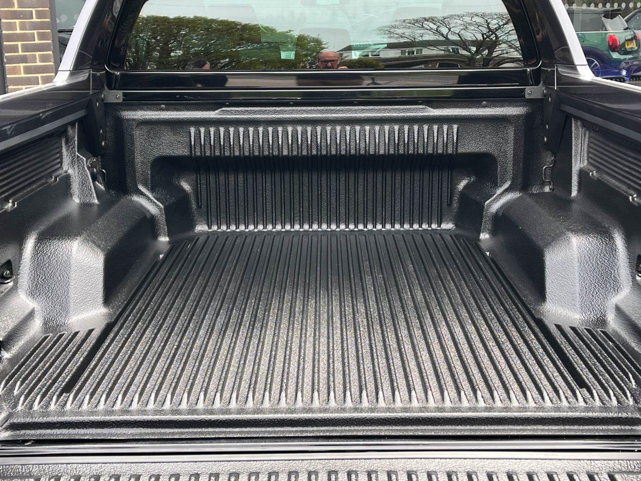 Ford Ranger Double Cab Pick Up Wildtrak 2.0 EcoBlue Auto 213ps Pick Up Diesel Agate Black Metallic