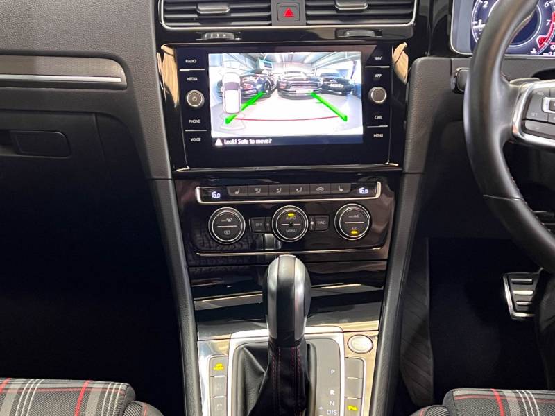 Volkswagen Golf   Registered:2019(69)