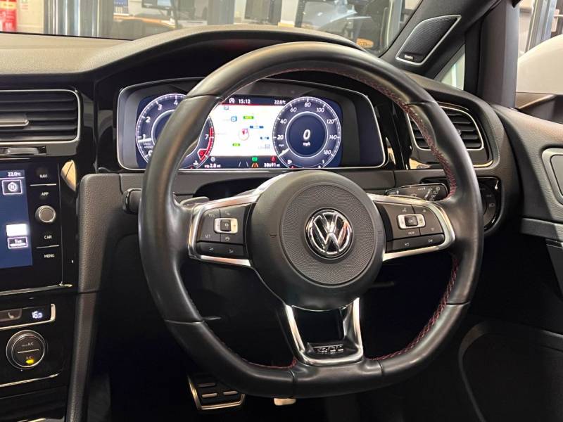 Volkswagen Golf   Registered:2019(69)