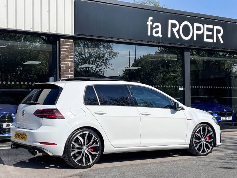 Volkswagen Golf   Registered:2019(69)