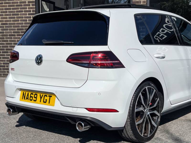 Volkswagen Golf   Registered:2019(69)