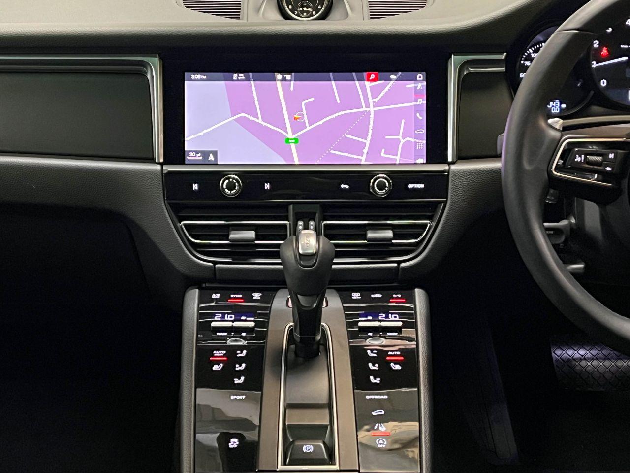 Porsche Macan 2.0T 4WD PDK Estate Petrol Volcano Grey Metallic
