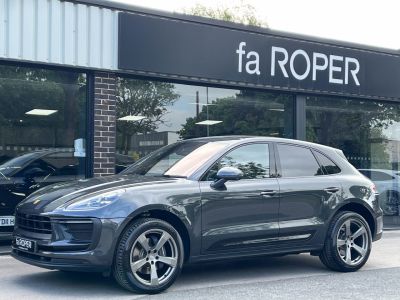 Porsche Macan 2.0T 4WD PDK Estate Petrol Volcano Grey Metallic