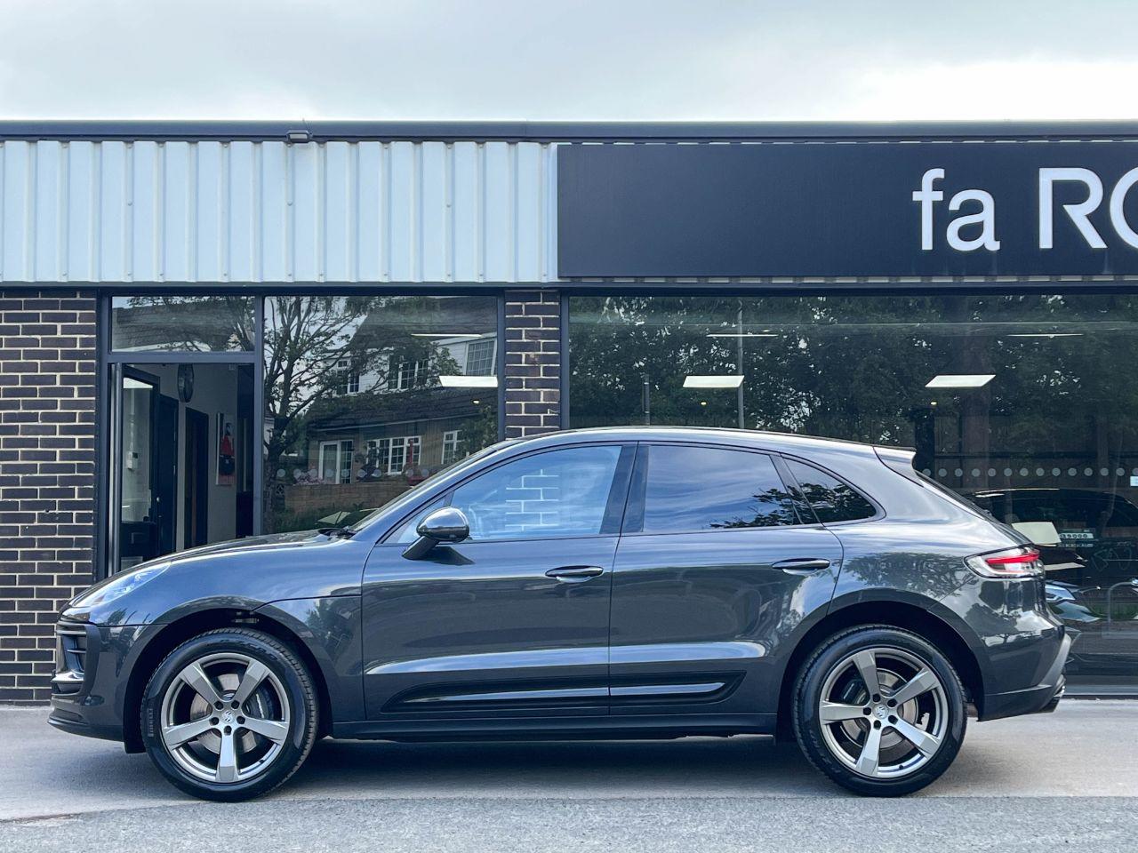 Porsche Macan 2.0T 4WD PDK Estate Petrol Volcano Grey Metallic