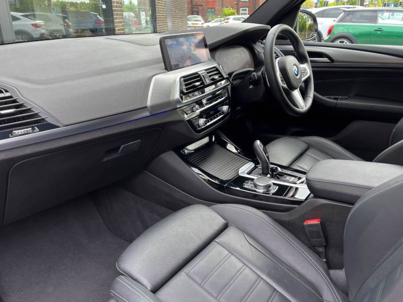 BMW X3   Registered:2020(70)