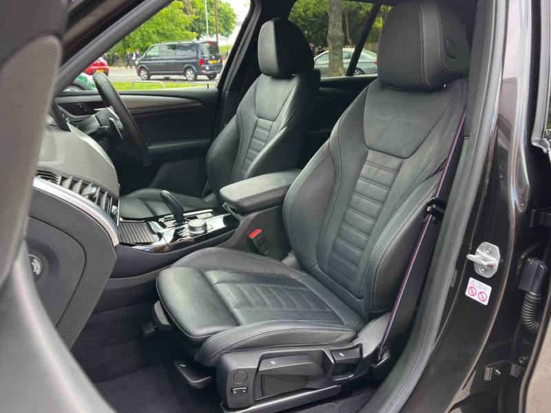 BMW X3   Registered:2020(70)